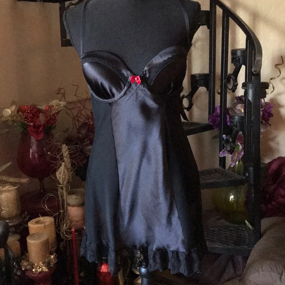 NWT 2 piece Vintage Black Chemise Slip Lingerie w/thong set